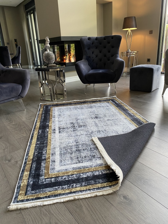 This printed velvet cloth weaving base rug has a soft texture, and a bold and stylish design