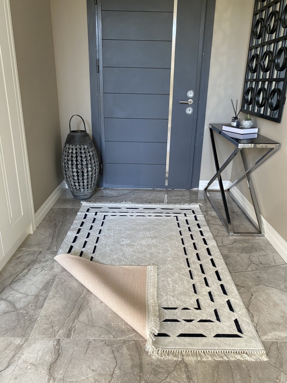 Printed velvet rug