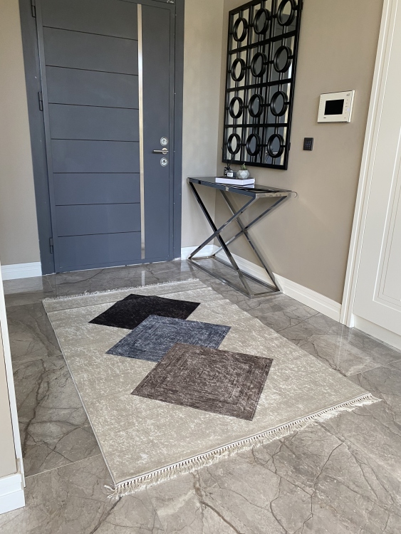Printed velvet rug
