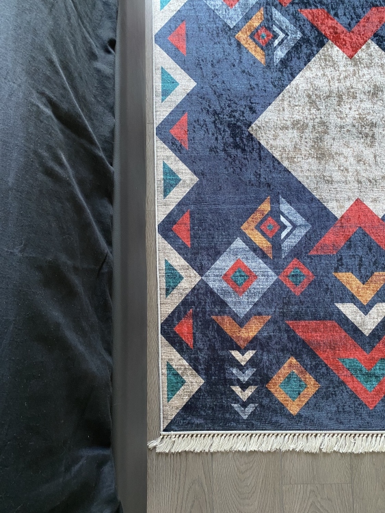Printed velvet rug