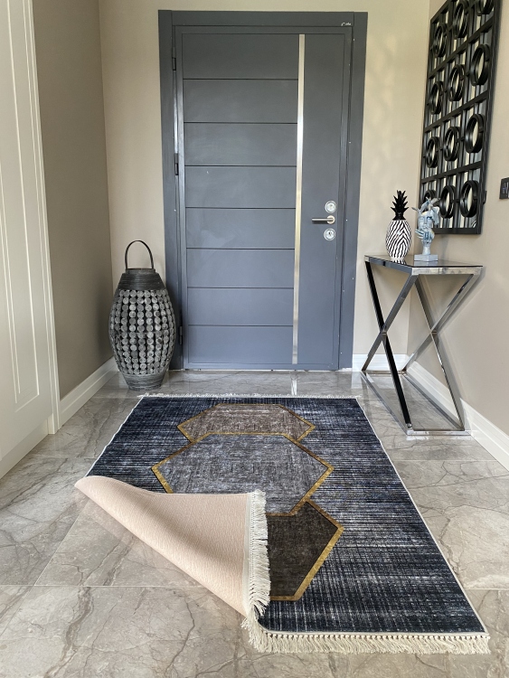 Printed velvet rug