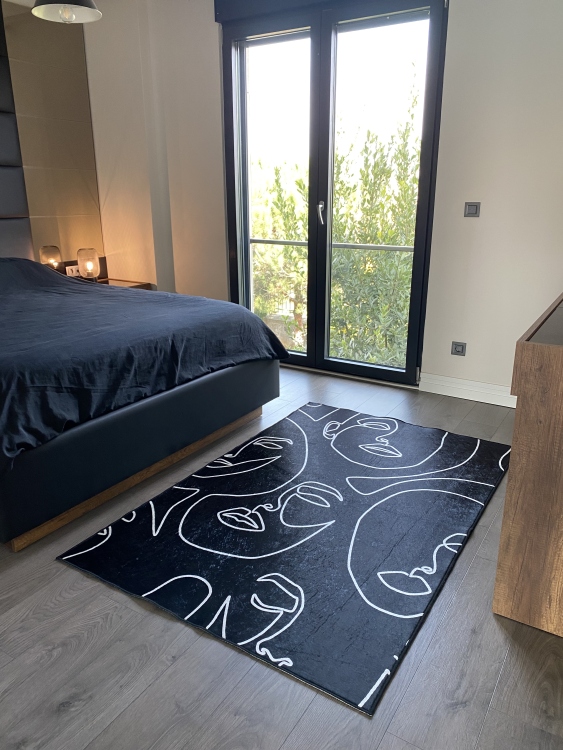 Printed velvet rug