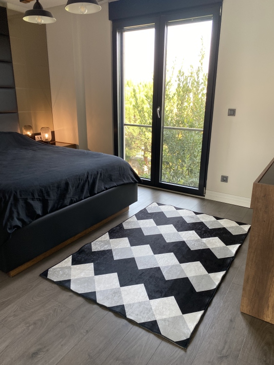 Printed velvet rug