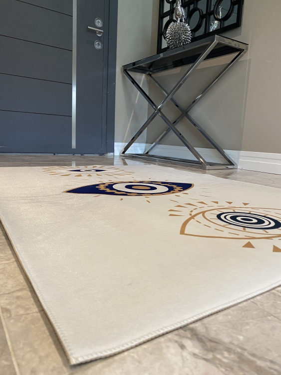 Printed velvet rug