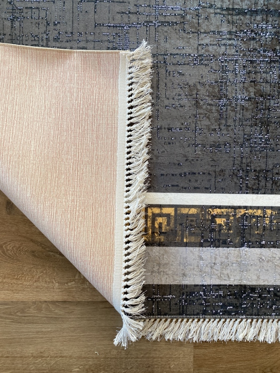 Printed velvet rug