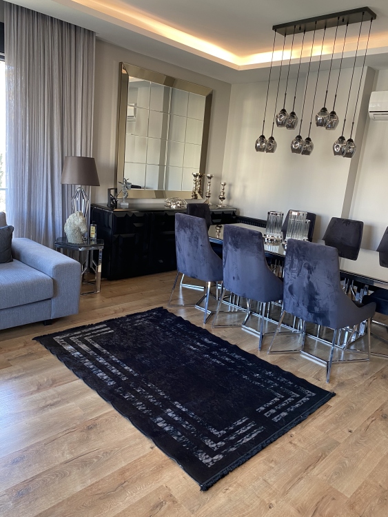 Printed velvet rug