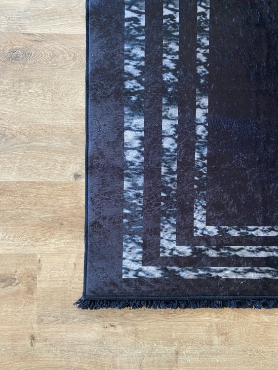 Printed velvet rug