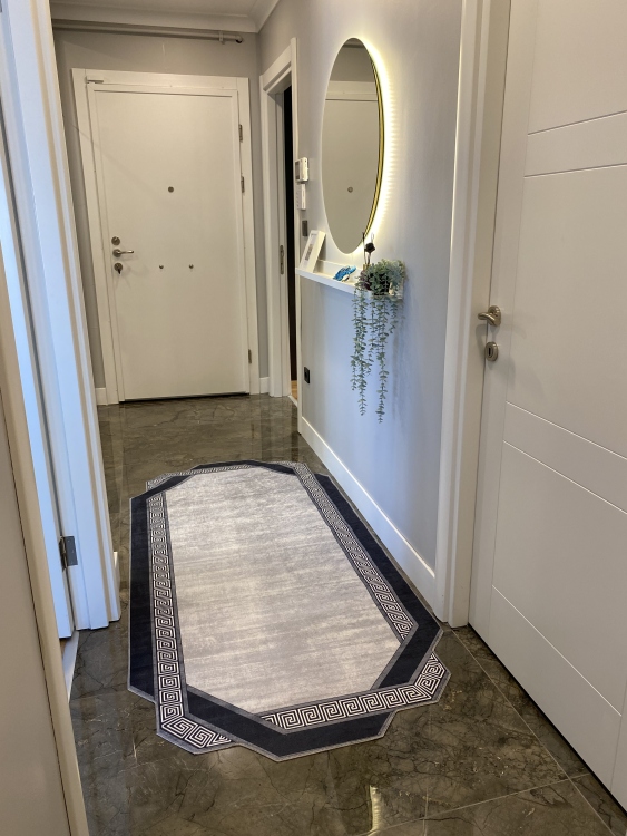 Printed velvet rug