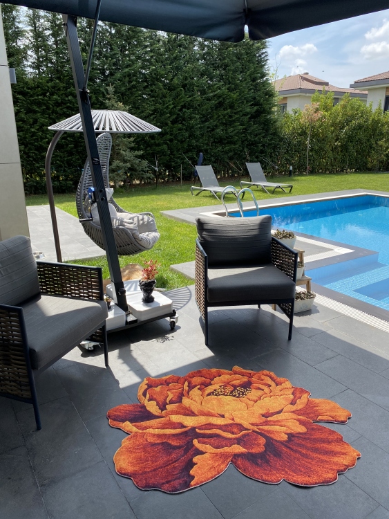 Experience the ultimate comfort and safety with our leather base non-slip rug.