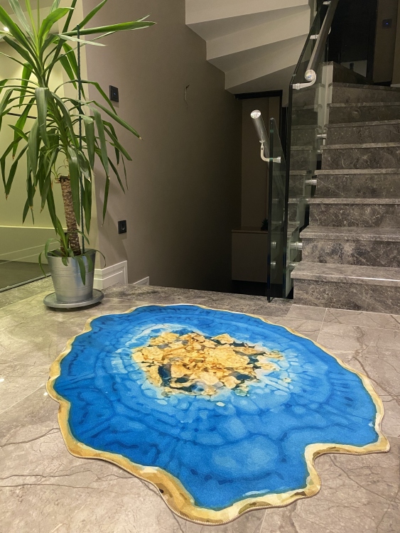 Experience the ultimate comfort and safety with our leather base non-slip rug.