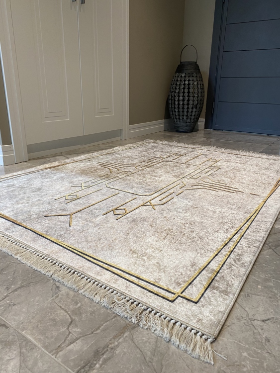 Printed velvet rug