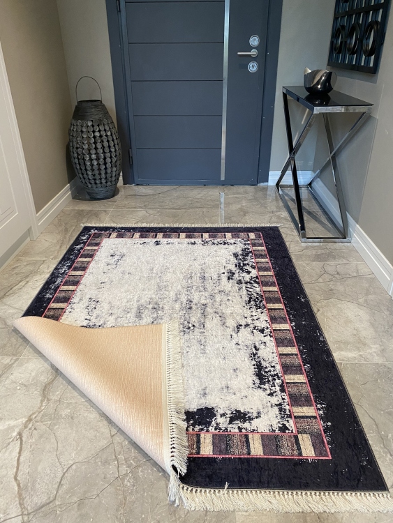 Printed velvet rug