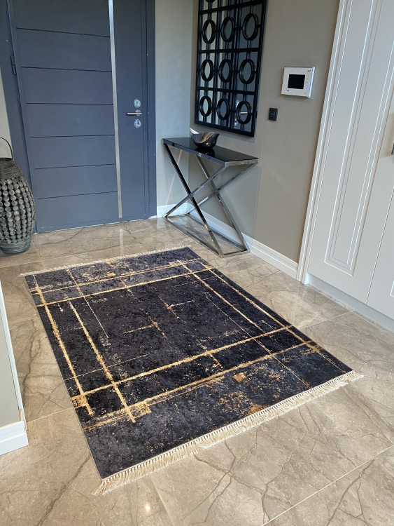 Printed velvet rug