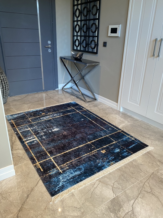 Printed velvet rug
