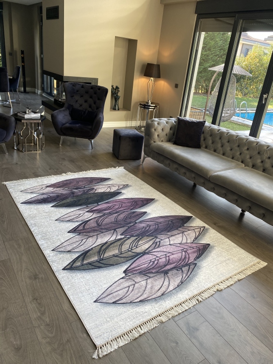 Printed velvet rug