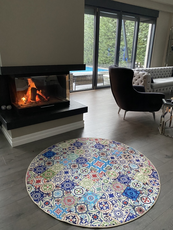 Printed velvet rug