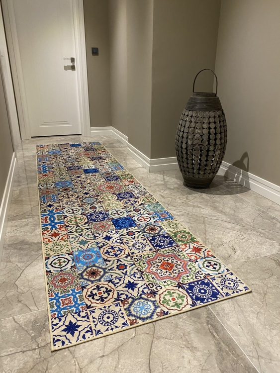 Printed velvet rug