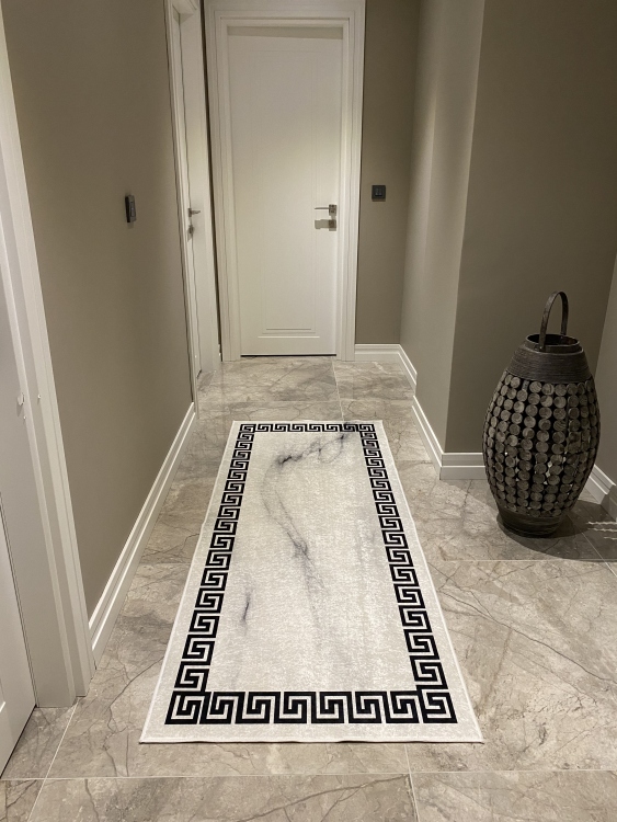 Printed velvet rug