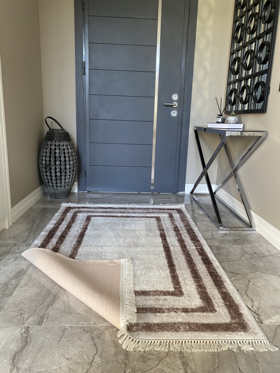 Printed velvet rug