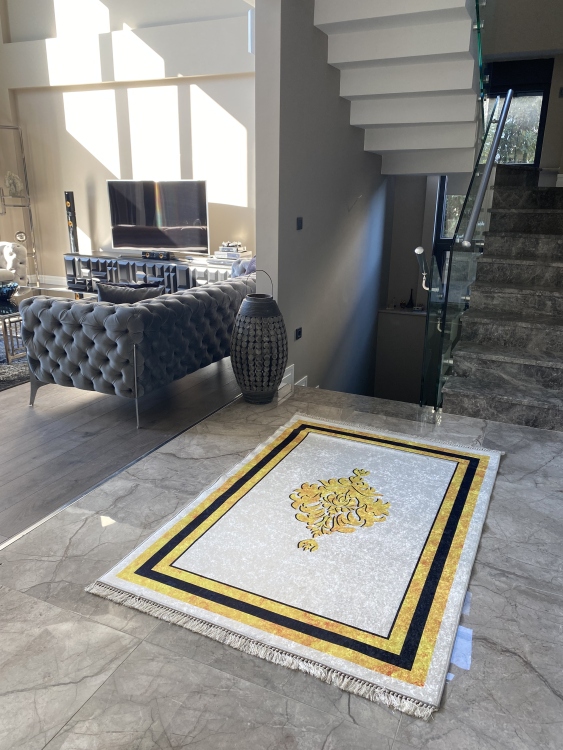 Printed velvet rug