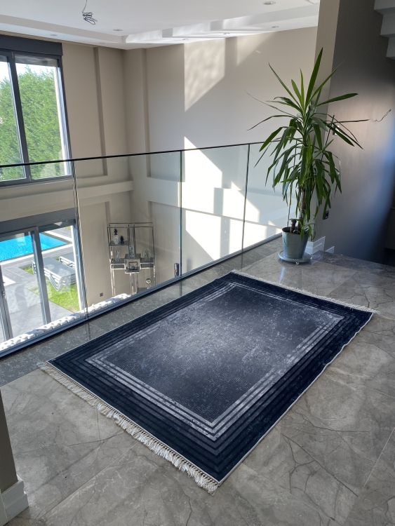Printed velvet rug