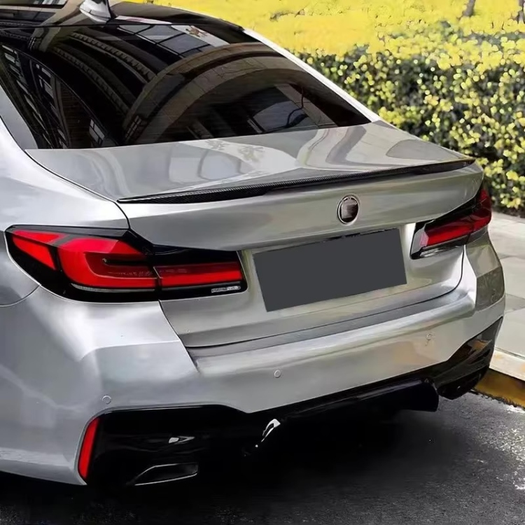 سبويلر خلفي BMW G30
