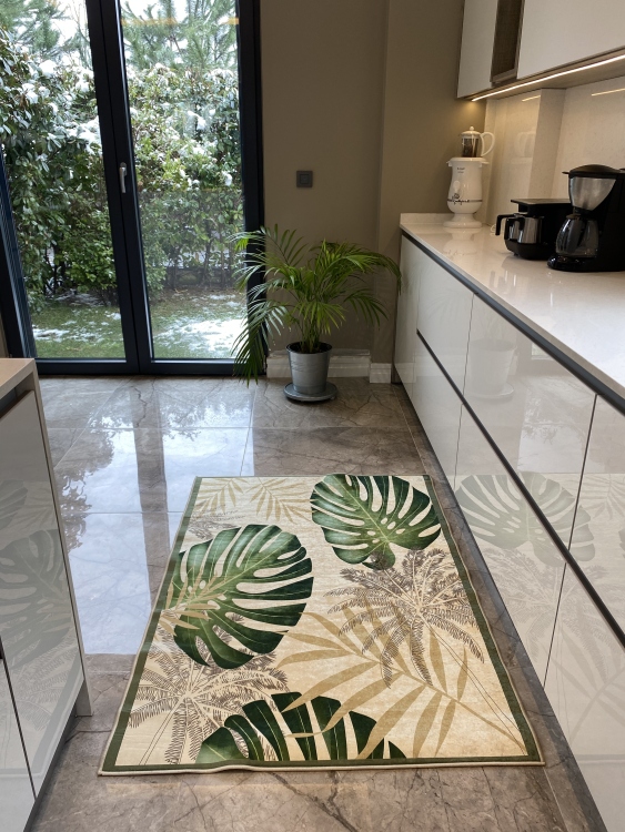 Kitchen decorative rug