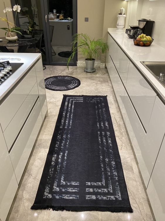 Kitchen decorative rug