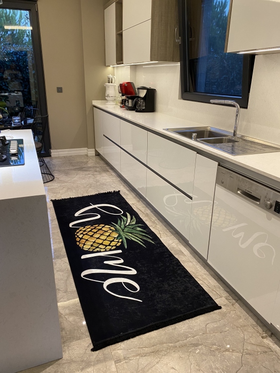 Kitchen decorative rug