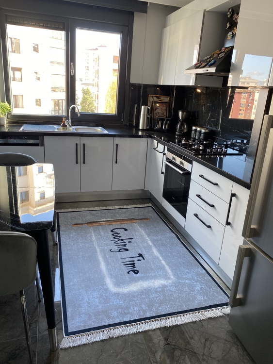 Kitchen decorative rug