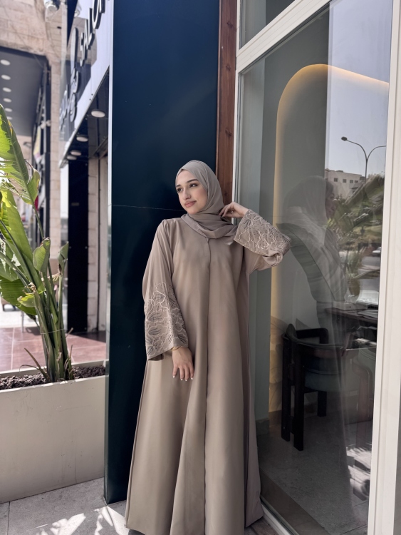 عباية ياسمينا بيج