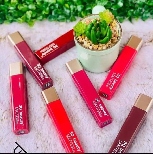 Lip gloss 3q beauty 
