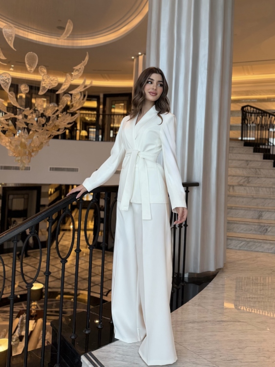 Wide-Leg Pants Set with Tie Belt / WHITE