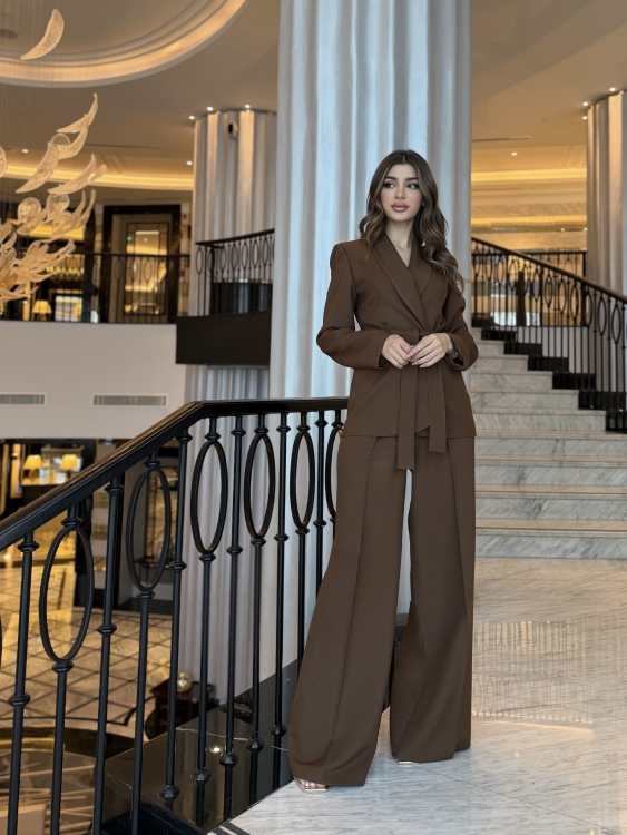 Wide-Leg Pants Set with Tie Belt / Brown