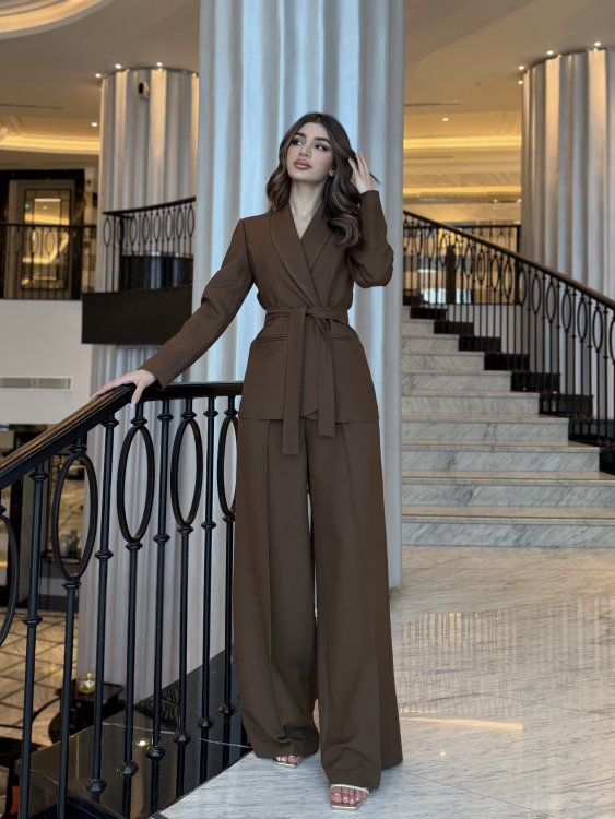 Wide-Leg Pants Set with Tie Belt / Brown