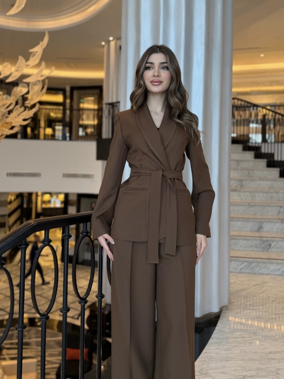 Wide-Leg Pants Set with Tie Belt / Brown