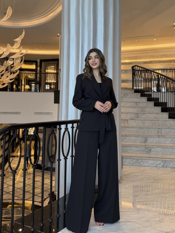 Wide-Leg Pants Set with Tie Belt  / BLACK