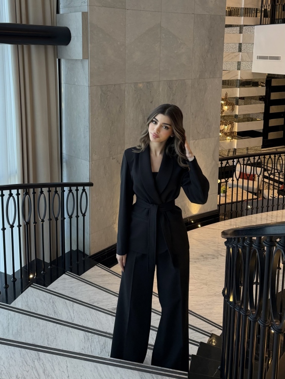 Wide-Leg Pants Set with Tie Belt  / BLACK