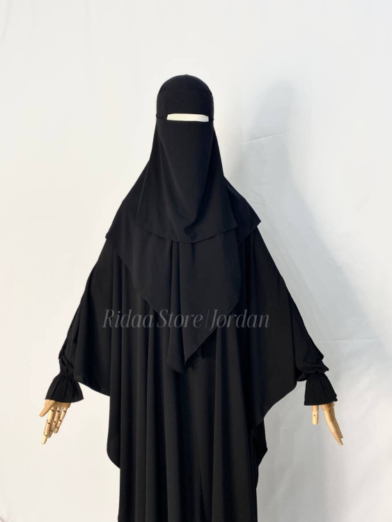 طقم الفراشة المميّز مكّون من   ٥ قِطع ( ومنها اختياري )