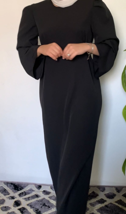 فستان الخلود باللون الاسود