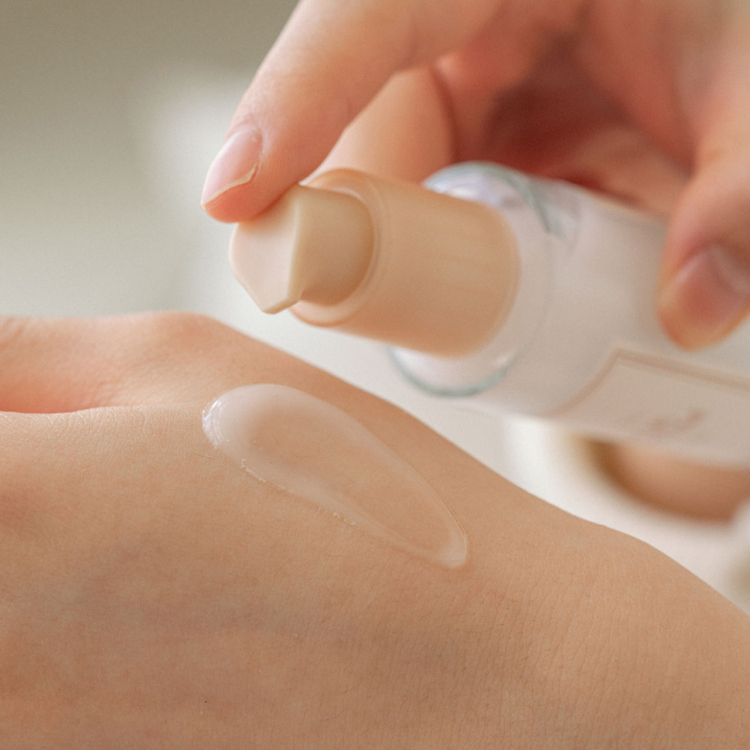 I’m from RICE SERUM سيروم الارز لتفتيح البشرة