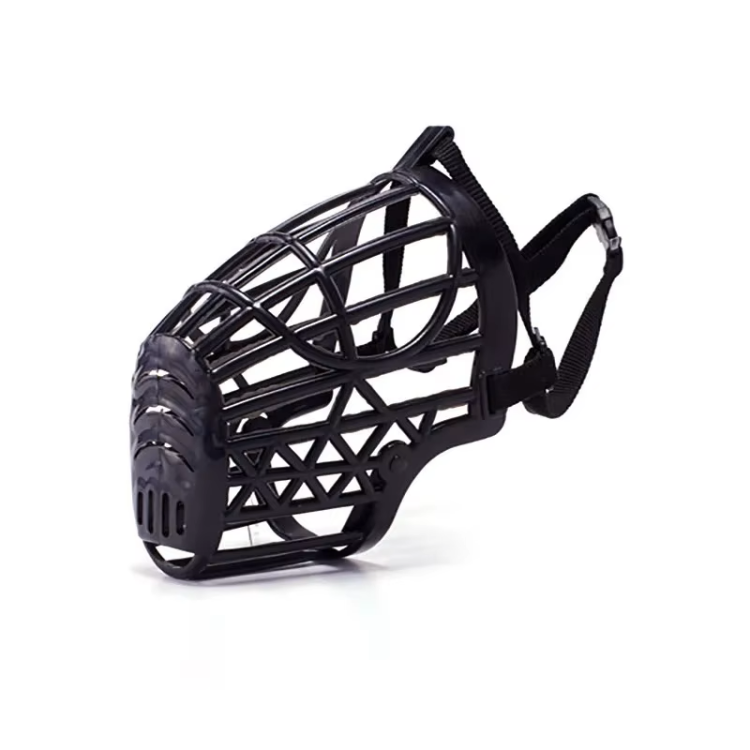 كمامة مضادة للنباح والعض للكلاب – بلاستيك متين قابل للتعديل باللون الأسود