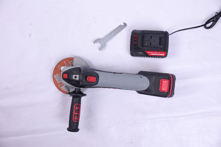 صاروخ 5" شحن 20 فولت كامل  بطارية 4 امبير PWS20H-125C/1