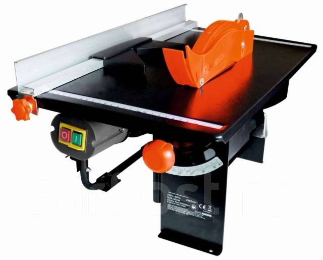 طاوله منشار مع صينيه 850 وط PTS200-C