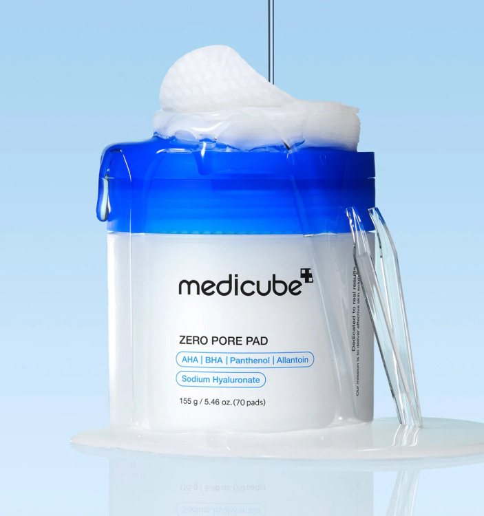 medicube Zero Pore Pad مسحات البشرة لتصغير حجم المسام 