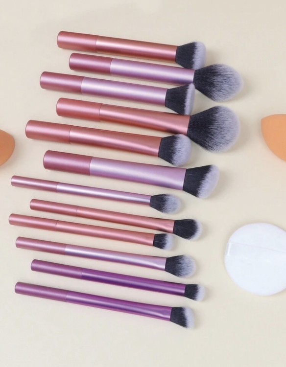 12pcs Makeup Brush Set + 2 Makeup Sponge + 1 Powder Puff