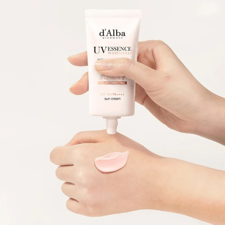 d’Alba UV Essence Waterful Tone-Up Pink Suncream  واقي شمس بديل للفاونديشن 