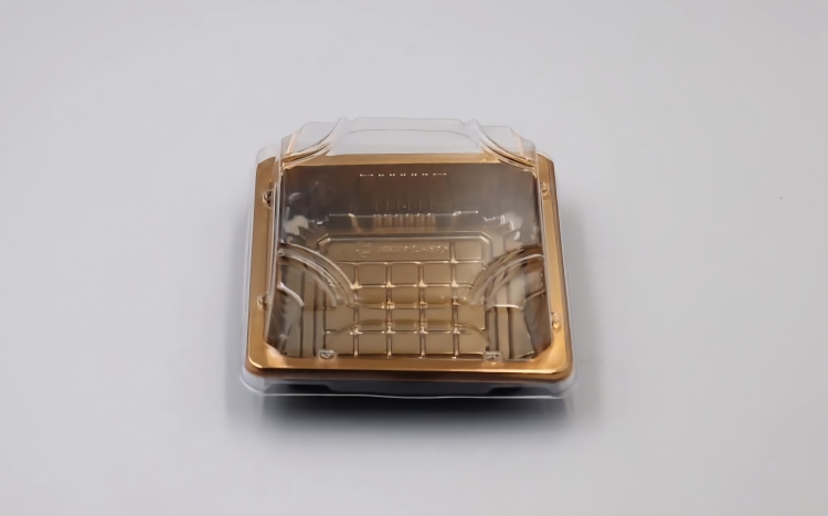علب سوشي ذهبي مربع 12.5×12.5 ارتفاع 5