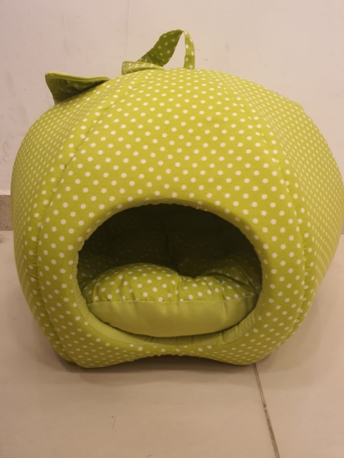 pet cave high end quality  with matress