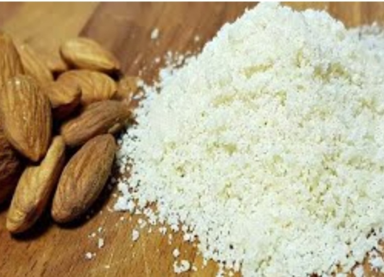 طحين لوز